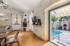 Villa in Tinjan - Casa Antignana with pool in Istria