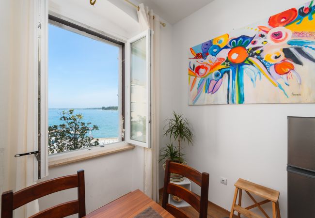 Ferienwohnung in Porec - Deluxe Apartment Nina by the sea in Porec, Istria