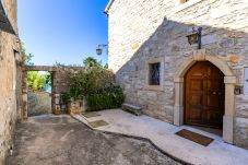 Villa a Vrsar - Villa Carla | Istrian Stone Villa with Sea View