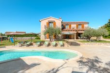 Villa a Radetici - Villa Marijanin vrt with pool in Tinjan, istria