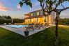 Villa a Srebrnici - Villa Stella Polaris with pool in Visnjan, Istria