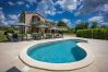 Villa in Radetici - Villa Marijanin vrt with pool in Tinjan, istria