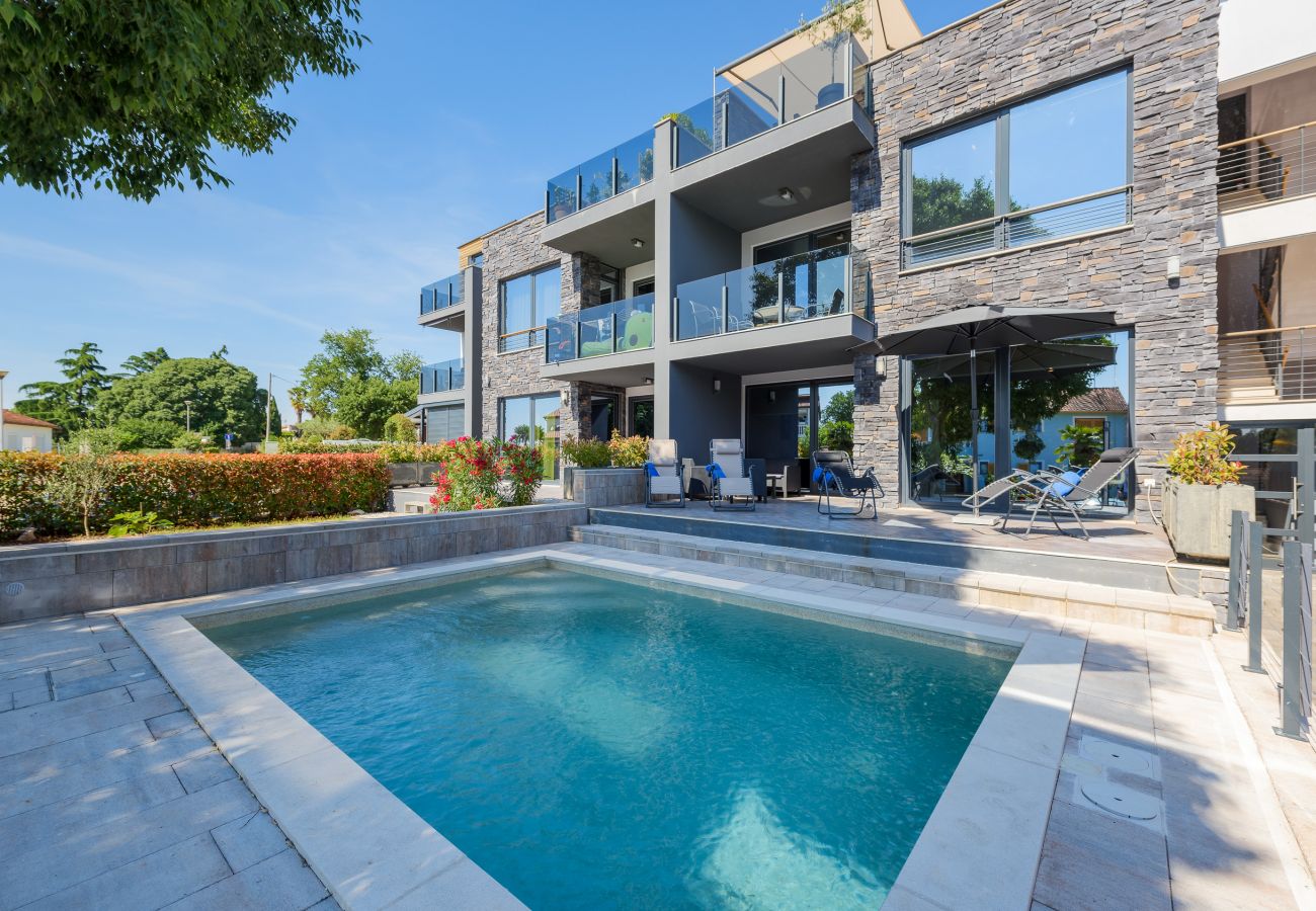 Apartment in Kukci - Apartment  Monika with private pool in Porec