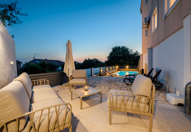 Villa in Rojci - Villa Zaza with Pool in Istria