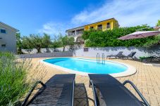 Villa in Rojci - Villa Elisa with pool in Istria