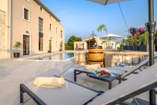 Villa in Kirmenjak - Luxury Villa Madora with pool in Porec, Istria